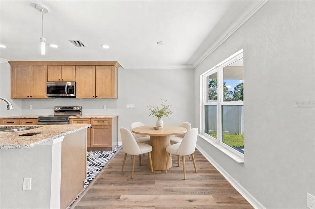 For Sale: $325,000 (3 beds, 2 baths, 1531 Square Feet)