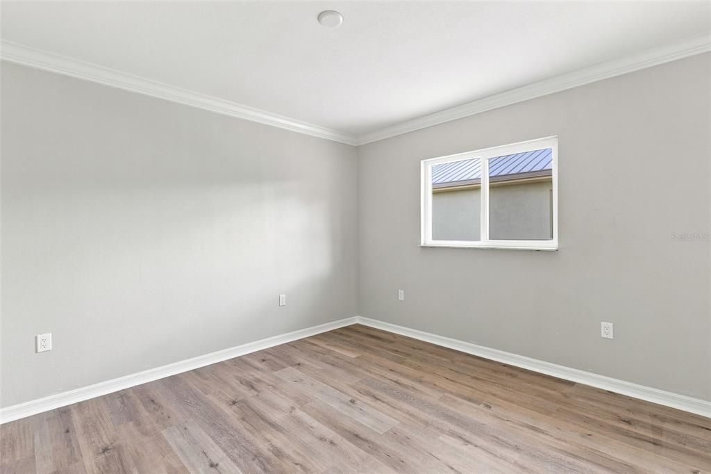For Sale: $325,000 (3 beds, 2 baths, 1531 Square Feet)