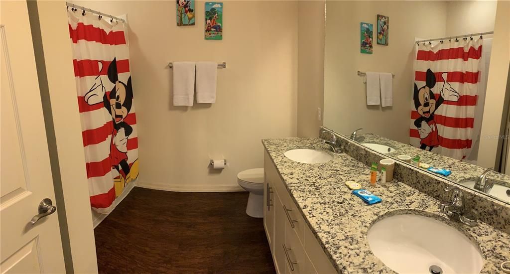 В аренду: $1,875 (3 спален, 2 ванн, 1300 Квадратных фут)