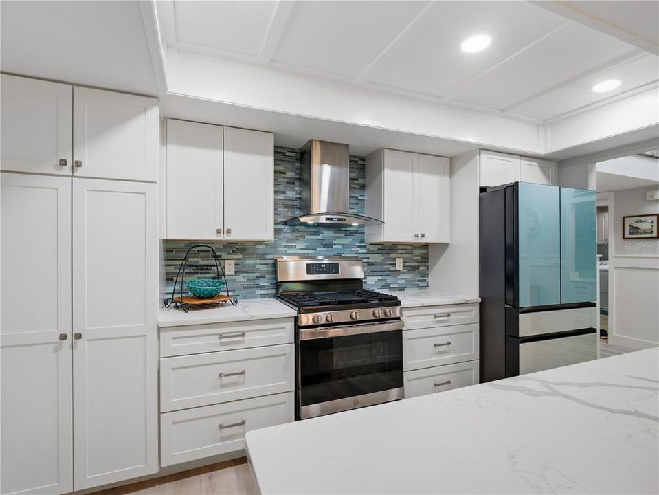 На продажу: $468,900 (3 спален, 2 ванн, 1796 Квадратных фут)