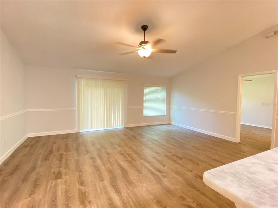 В аренду: $2,595 (3 спален, 2 ванн, 1416 Квадратных фут)