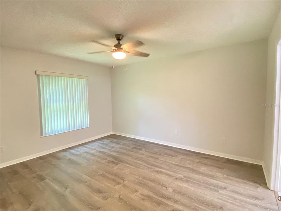 В аренду: $2,595 (3 спален, 2 ванн, 1416 Квадратных фут)