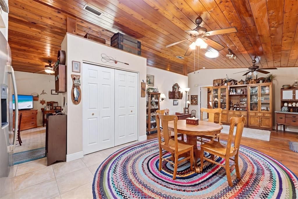 En Venta: $375,000 (3 camas, 2 baños, 1755 Pies cuadrados)