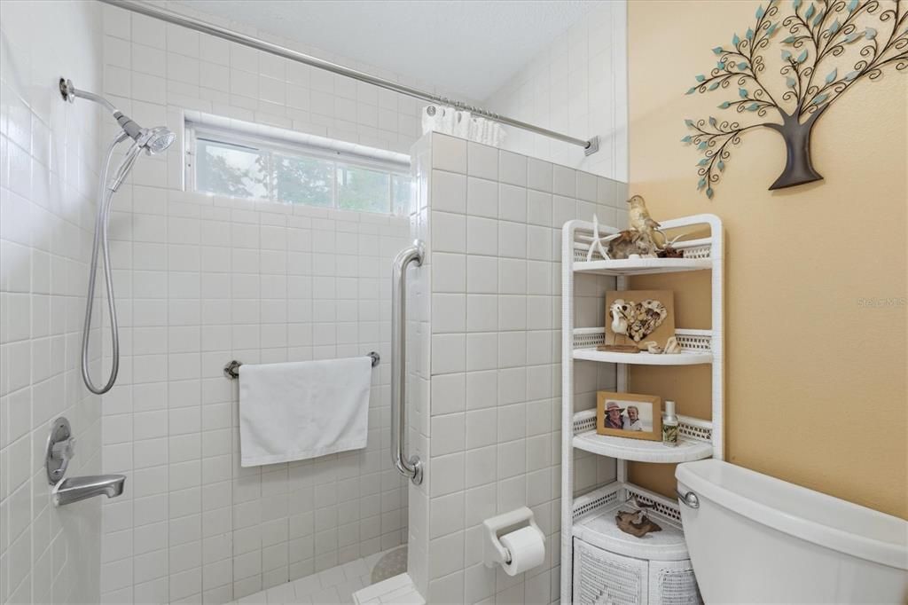 En Venta: $375,000 (3 camas, 2 baños, 1755 Pies cuadrados)