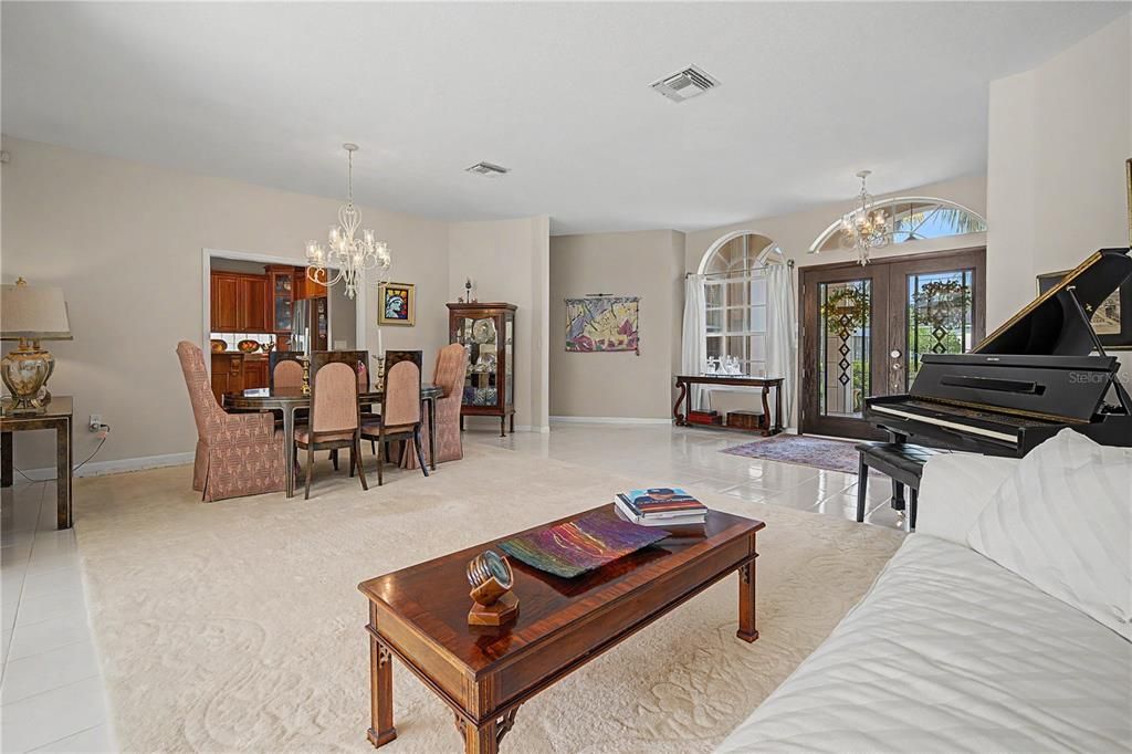 : $924,900 (4 camas, 3 baños, 3144 Pies cuadrados)