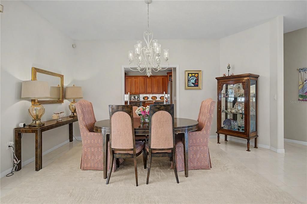 : $924,900 (4 camas, 3 baños, 3144 Pies cuadrados)