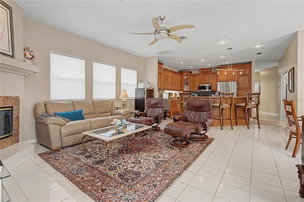 : $924,900 (4 camas, 3 baños, 3144 Pies cuadrados)