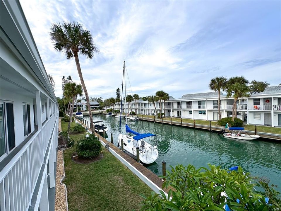 For Sale: $229,000 (1 beds, 1 baths, 446 Square Feet)