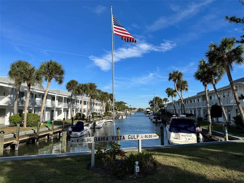 For Sale: $229,000 (1 beds, 1 baths, 446 Square Feet)