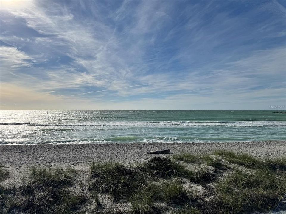 For Sale: $229,000 (1 beds, 1 baths, 446 Square Feet)