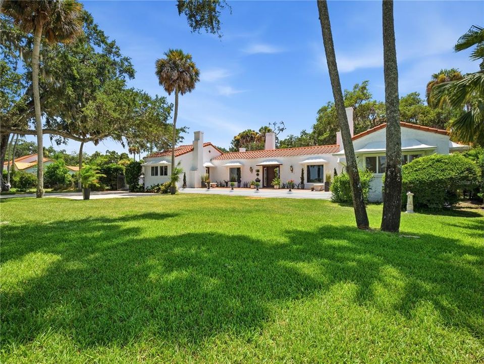 En Venta: $2,290,000 (3 camas, 4 baños, 3250 Pies cuadrados)