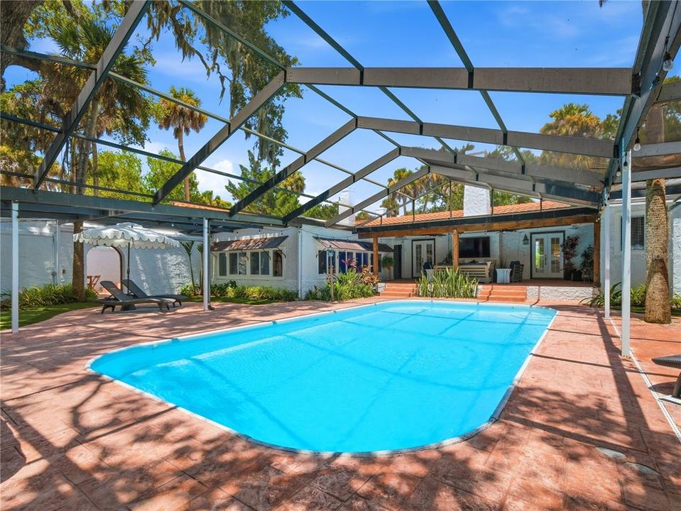En Venta: $2,290,000 (3 camas, 4 baños, 3250 Pies cuadrados)