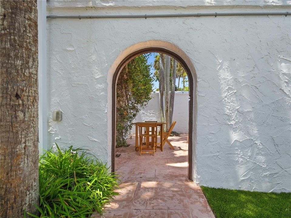 En Venta: $2,290,000 (3 camas, 4 baños, 3250 Pies cuadrados)