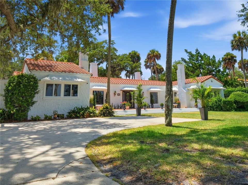 En Venta: $2,290,000 (3 camas, 4 baños, 3250 Pies cuadrados)
