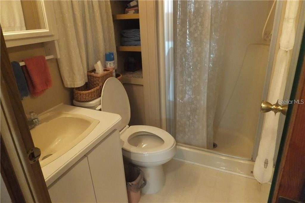 В аренду: $1,100 (1 спален, 1 ванн, 384 Квадратных фут)