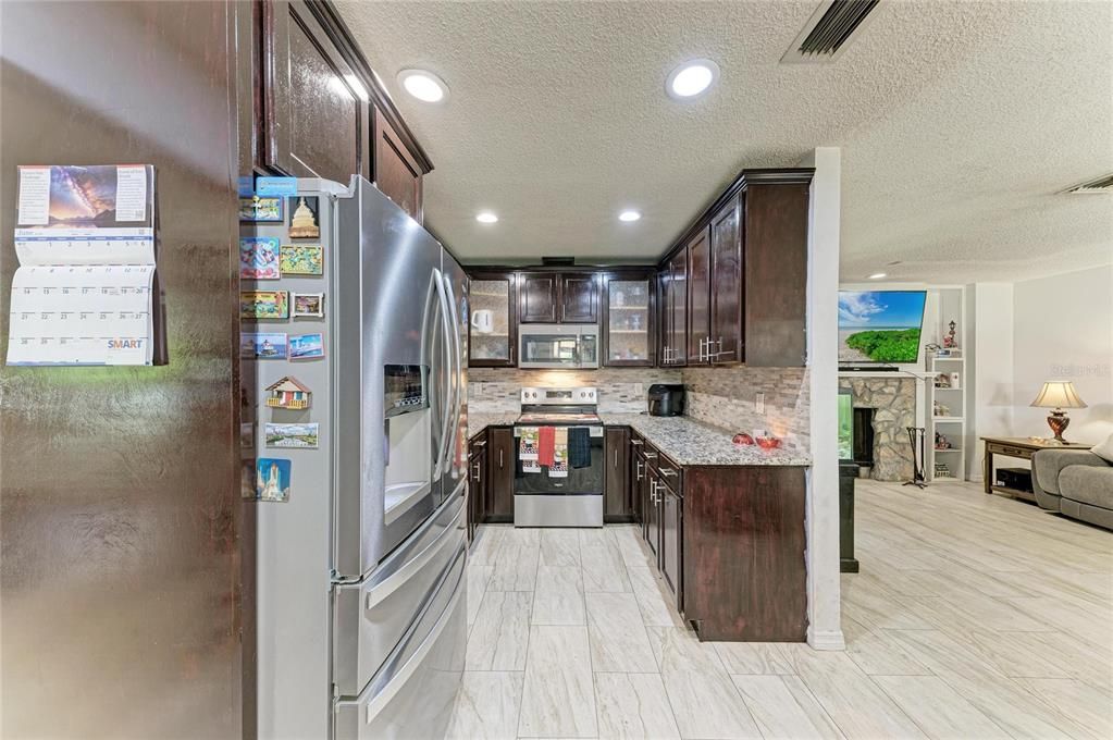 На продажу: $475,000 (3 спален, 2 ванн, 1623 Квадратных фут)