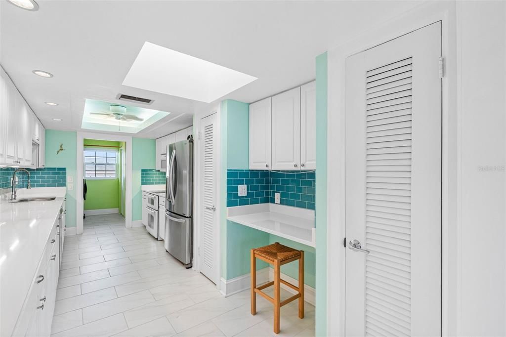 For Sale: $724,900 (4 beds, 2 baths, 3012 Square Feet)