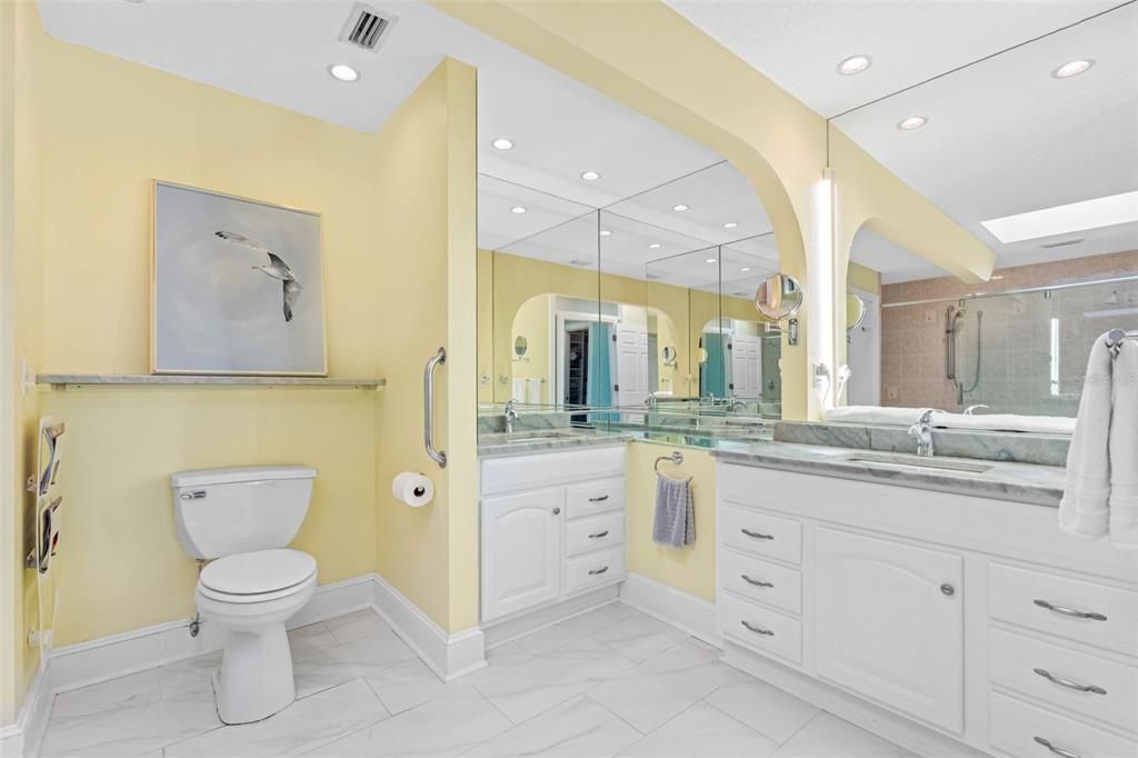 For Sale: $724,900 (4 beds, 2 baths, 3012 Square Feet)