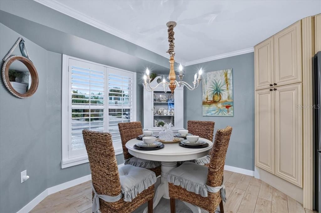 For Sale: $1,595,000 (2 beds, 2 baths, 1247 Square Feet)