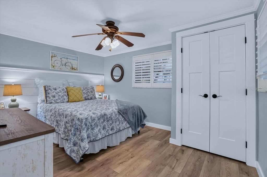 For Sale: $1,595,000 (2 beds, 2 baths, 1247 Square Feet)