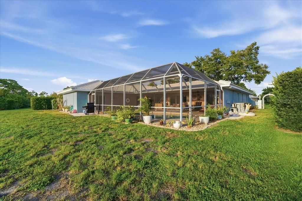 На продажу: $635,000 (3 спален, 2 ванн, 2645 Квадратных фут)