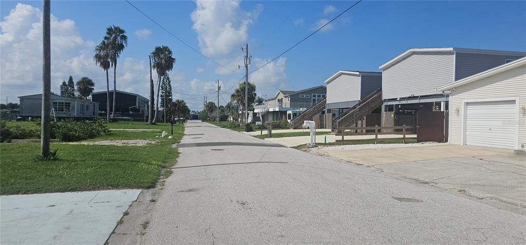For Sale: $99,900 (0.10 acres)
