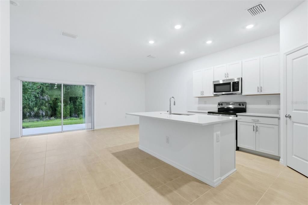 En Venta: $339,900 (3 camas, 2 baños, 1417 Pies cuadrados)