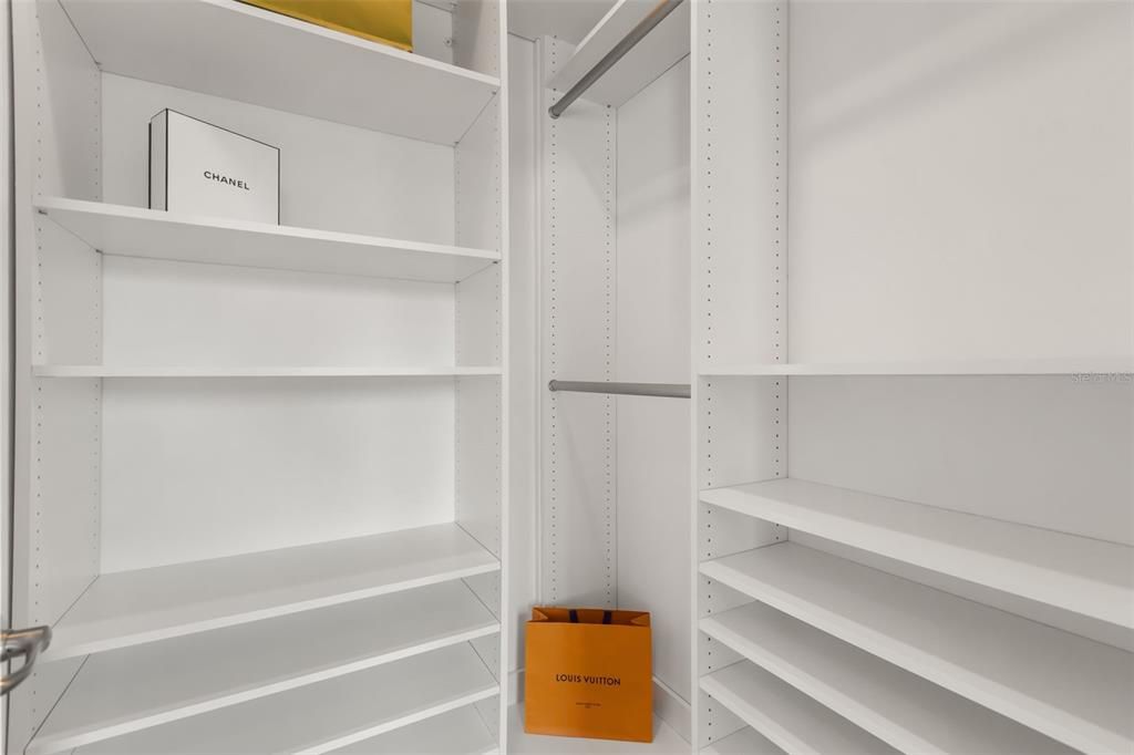 На продажу: $459,000 (2 спален, 2 ванн, 1426 Квадратных фут)