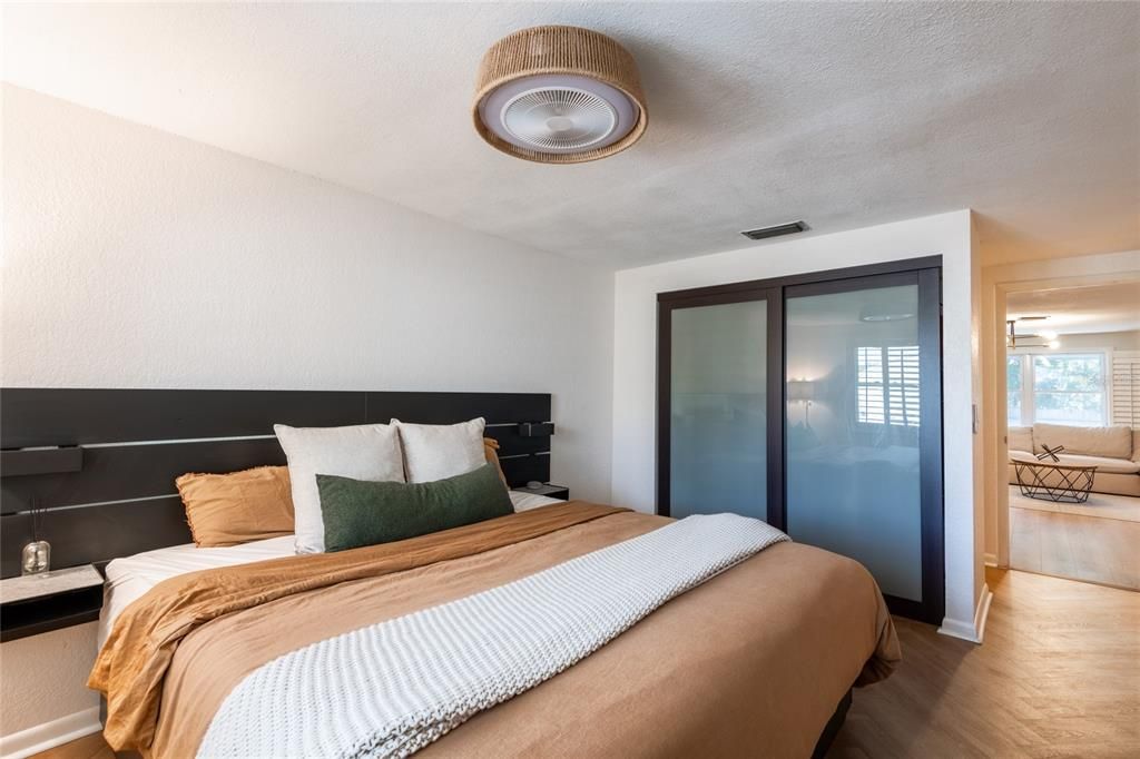 En Venta: $405,000 (3 camas, 2 baños, 1139 Pies cuadrados)