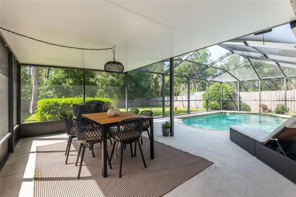 En Venta: $405,000 (3 camas, 2 baños, 1139 Pies cuadrados)