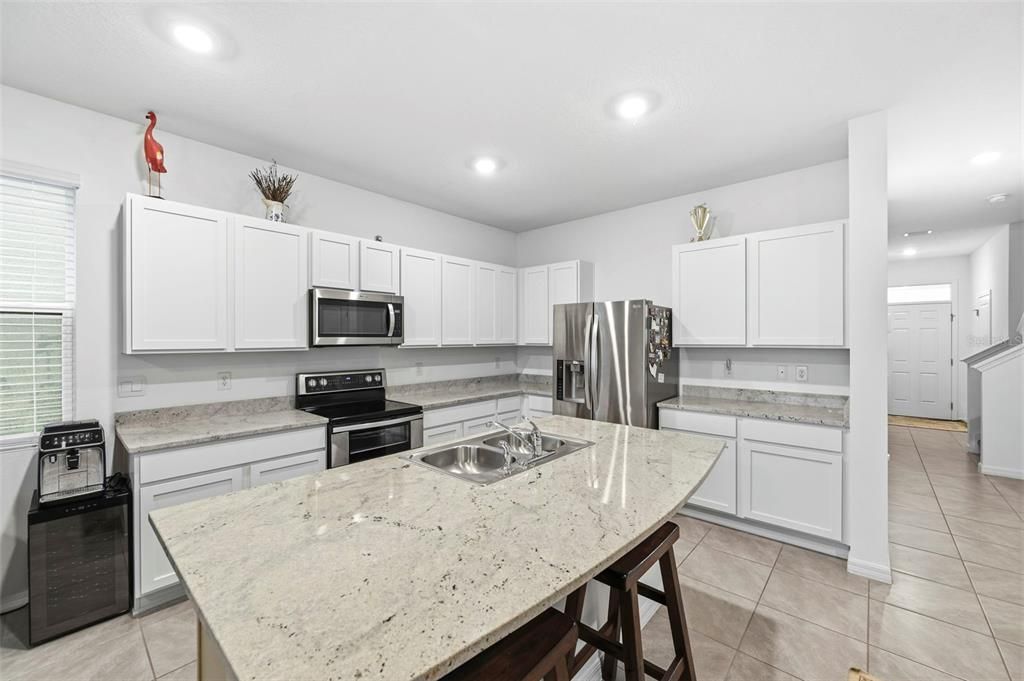 For Sale: $324,000 (3 beds, 2 baths, 1802 Square Feet)