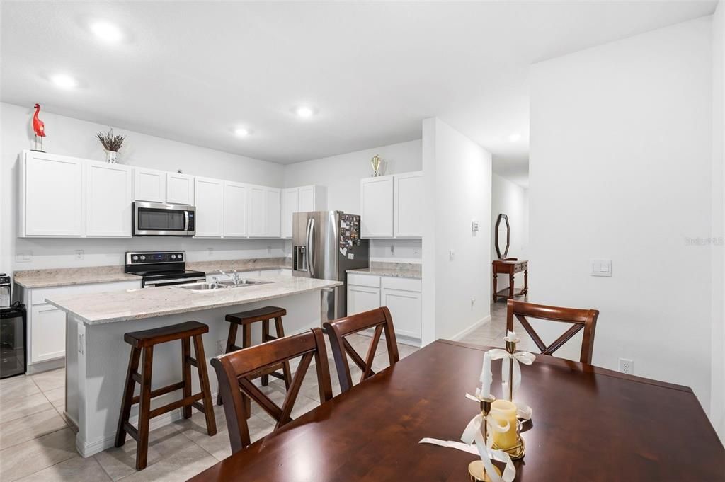 For Sale: $324,000 (3 beds, 2 baths, 1802 Square Feet)