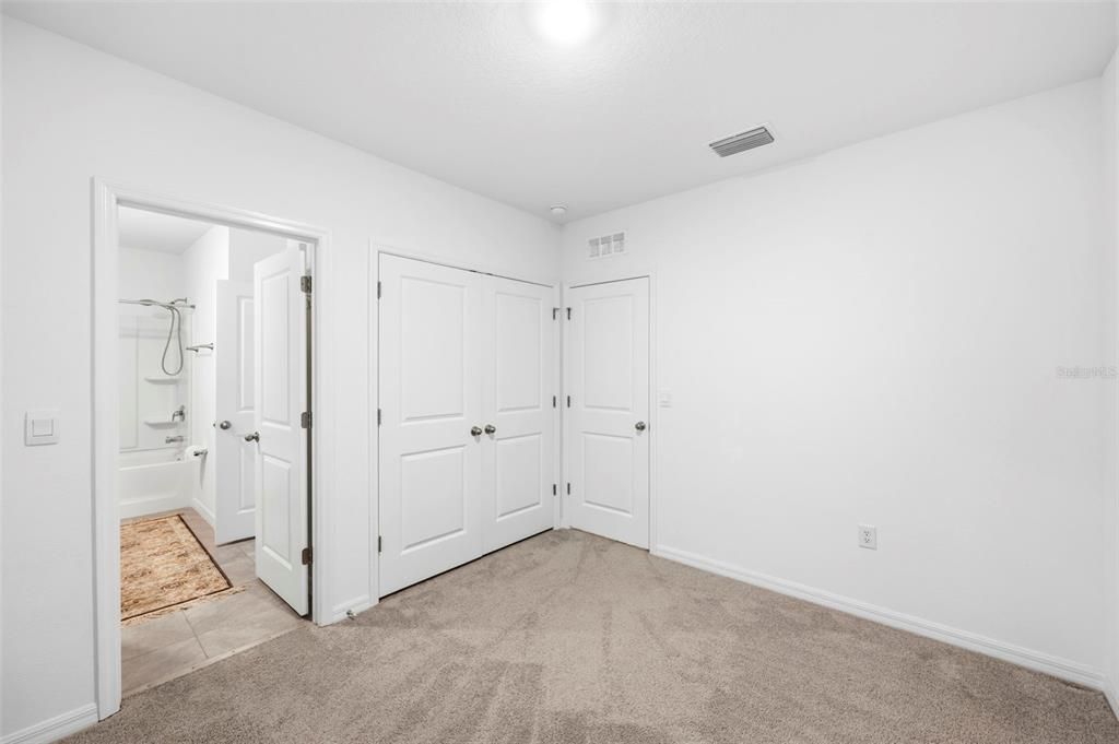 For Sale: $324,000 (3 beds, 2 baths, 1802 Square Feet)