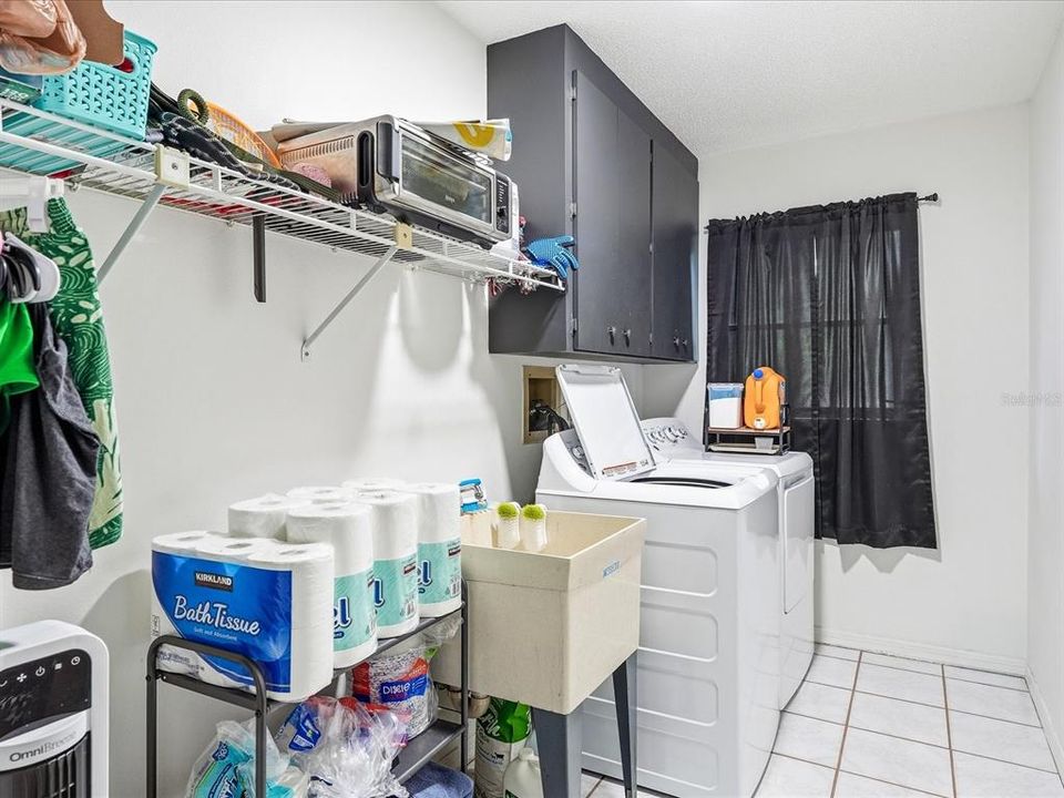 For Sale: $275,000 (2 beds, 2 baths, 1557 Square Feet)