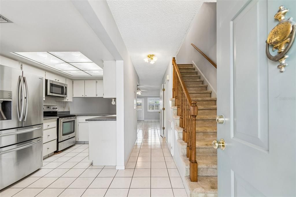 На продажу: $179,000 (2 спален, 1 ванн, 1248 Квадратных фут)