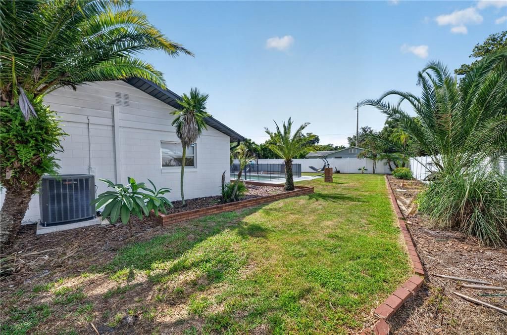 : $460,000 (3 beds, 2 baths, 1521 Square Feet)