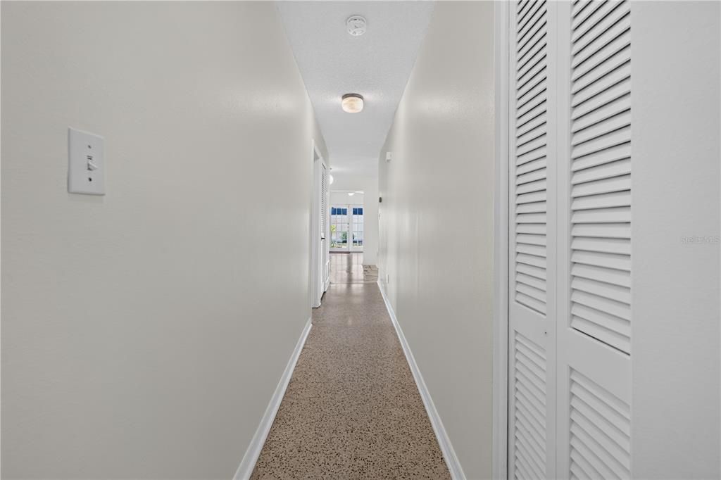 : $460,000 (3 beds, 2 baths, 1521 Square Feet)