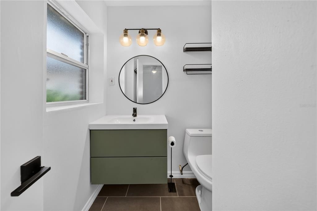 : $460,000 (3 beds, 2 baths, 1521 Square Feet)
