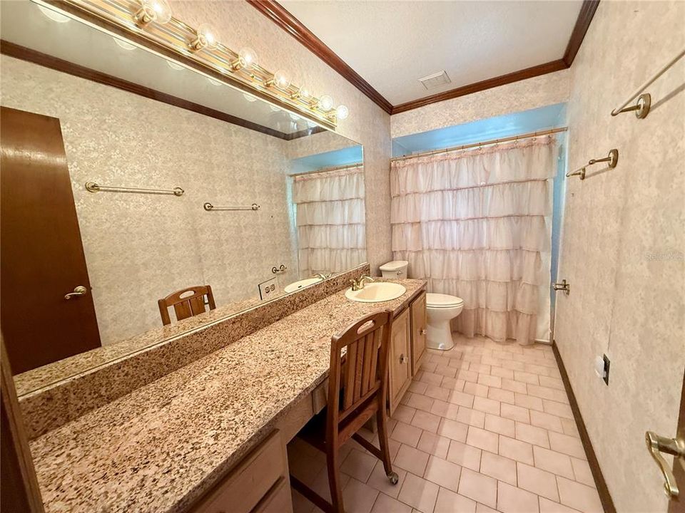 En Renta: $3,600 (4 camas, 3 baños, 3021 Pies cuadrados)
