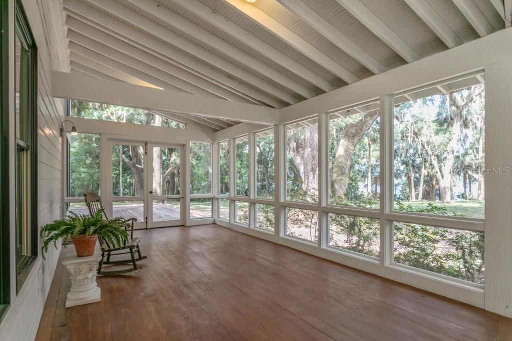 For Sale: $2,750,000 (9 beds, 6 baths, 5500 Square Feet)
