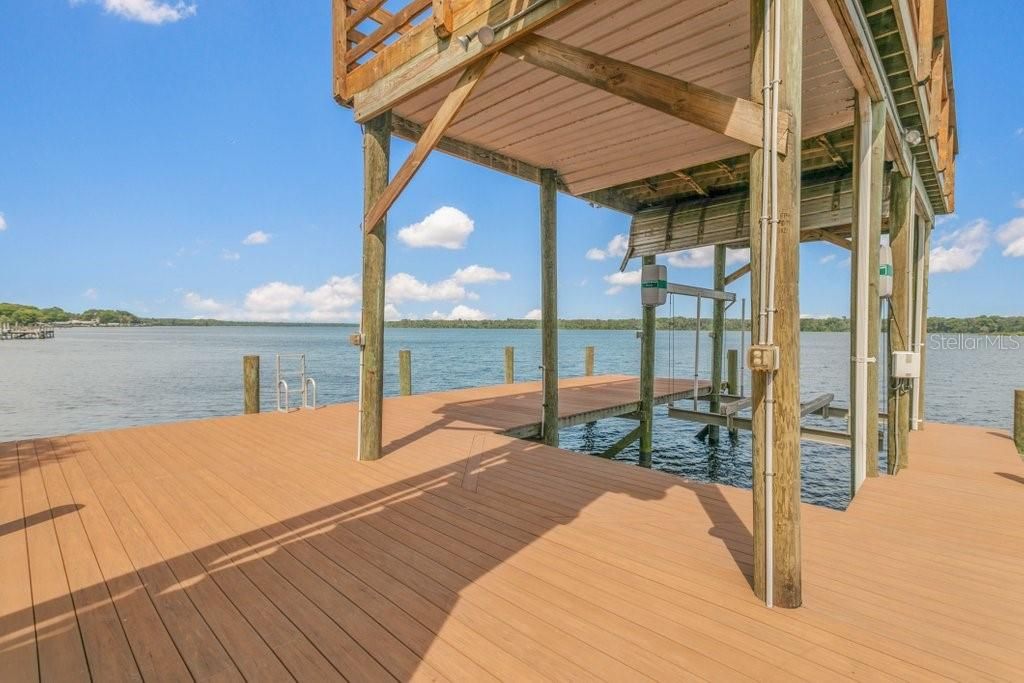For Sale: $2,750,000 (9 beds, 6 baths, 5500 Square Feet)