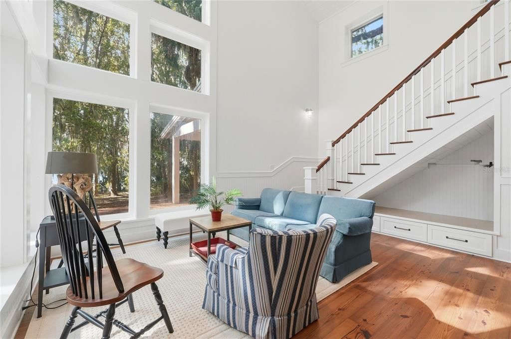 For Sale: $2,750,000 (9 beds, 6 baths, 5500 Square Feet)
