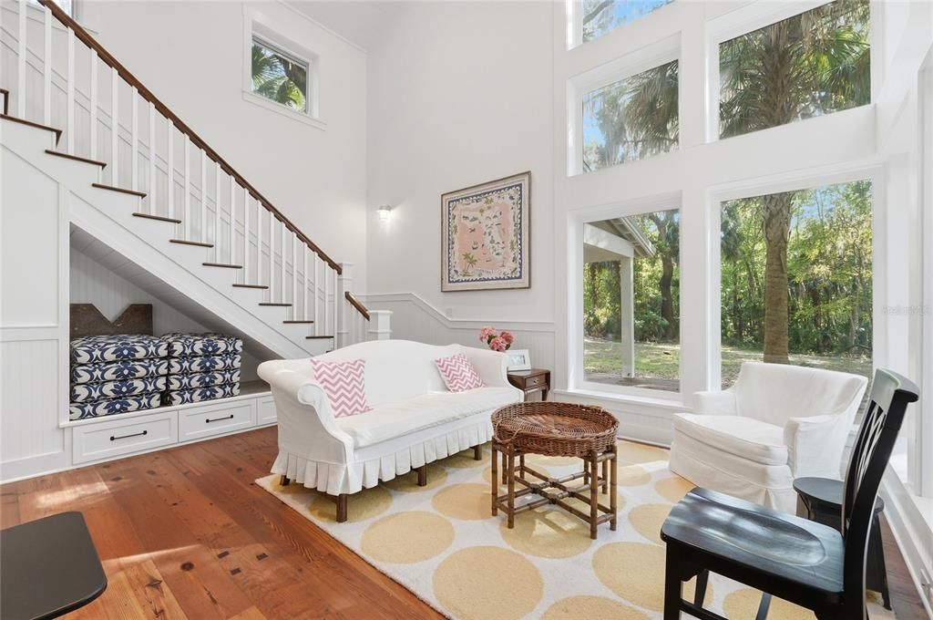For Sale: $2,750,000 (9 beds, 6 baths, 5500 Square Feet)