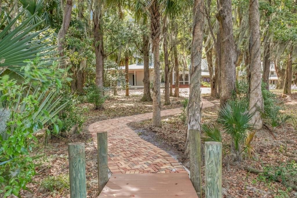 For Sale: $2,750,000 (9 beds, 6 baths, 5500 Square Feet)
