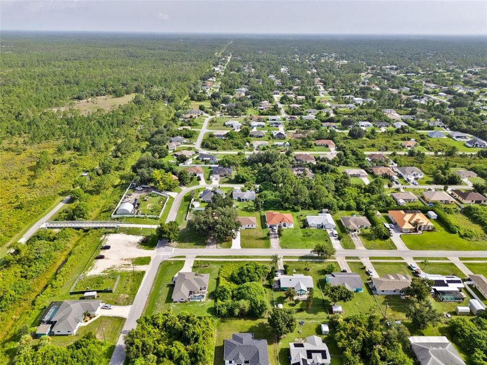 На продажу: $279,900 (3 спален, 2 ванн, 1573 Квадратных фут)
