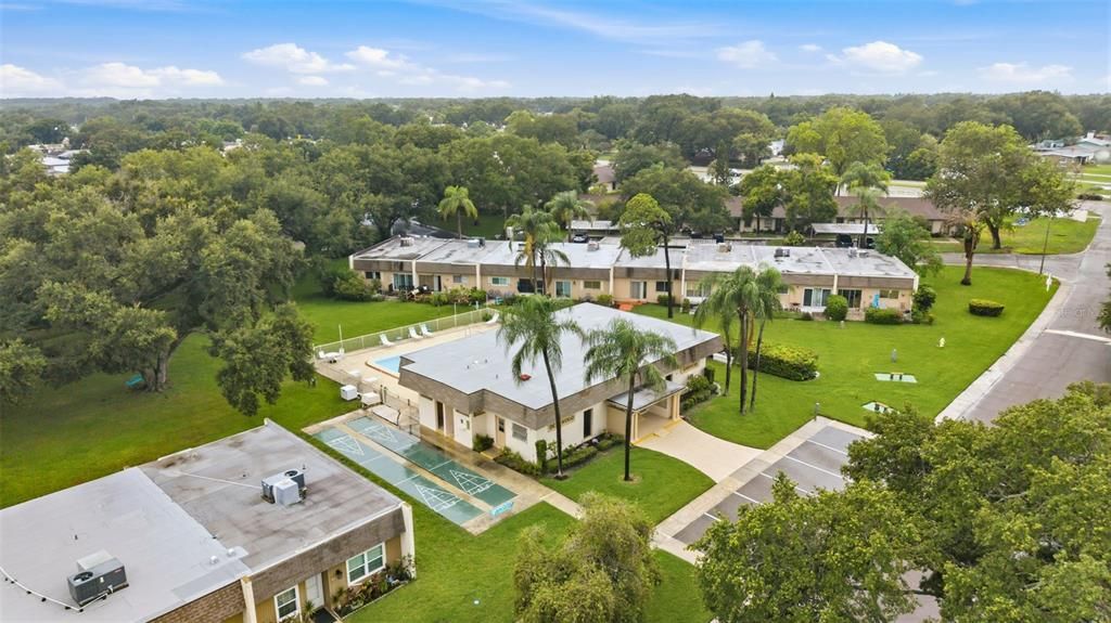 Active With Contract: $134,900 (1 beds, 1 baths, 550 Square Feet)