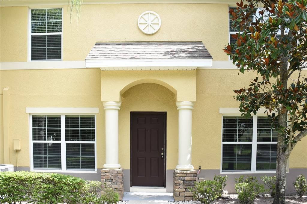 For Sale: $184,000 (3 beds, 2 baths, 1302 Square Feet)