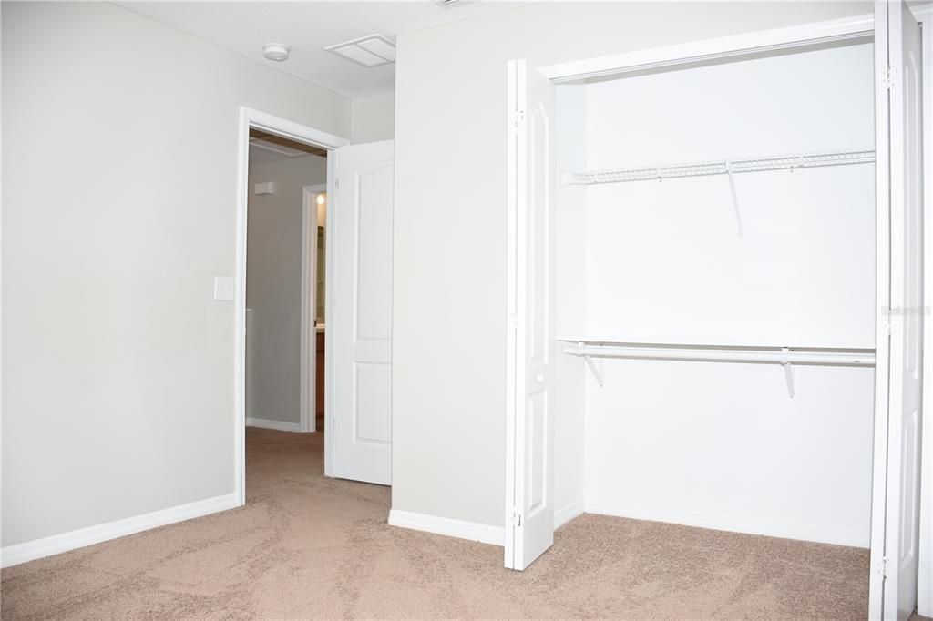 For Sale: $184,000 (3 beds, 2 baths, 1302 Square Feet)
