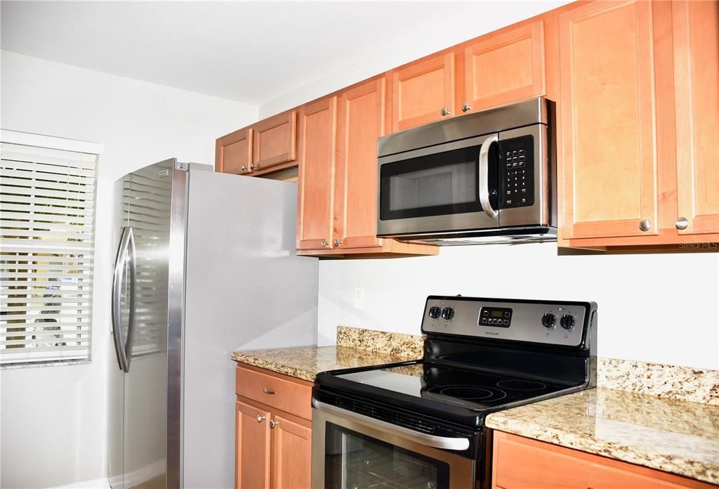 For Sale: $184,000 (3 beds, 2 baths, 1302 Square Feet)