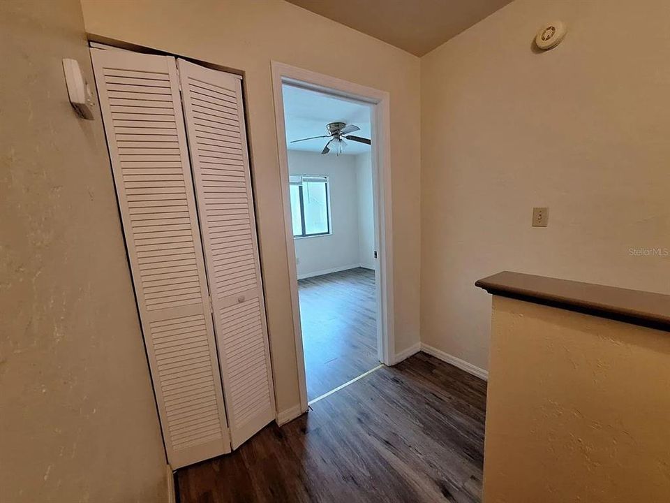 For Rent: $1,299 (2 beds, 1 baths, 1016 Square Feet)